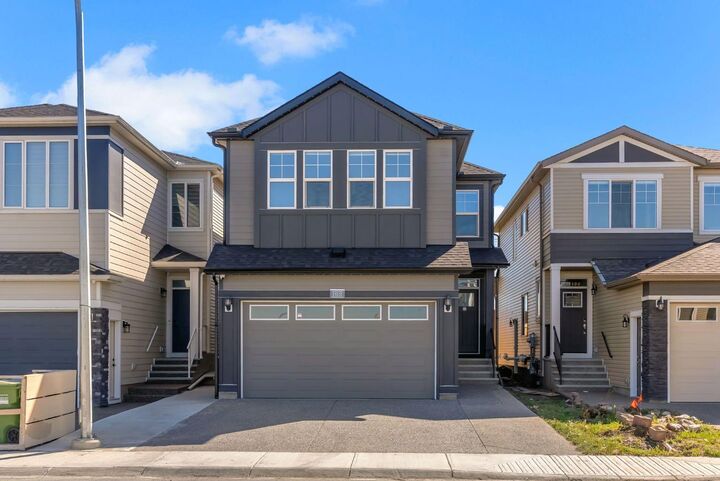 Property Photo:  192 Cornerbrook Road NE  AB T3N 2L2 