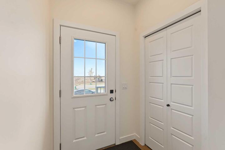 Property Photo:  193 Bridgeport Gate  AB T1X 3E2 