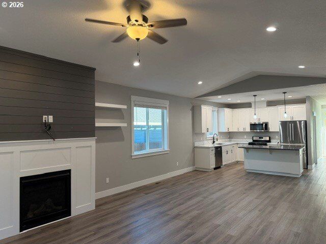 Property Photo: 1105 Hardcastle Ave OR 97071