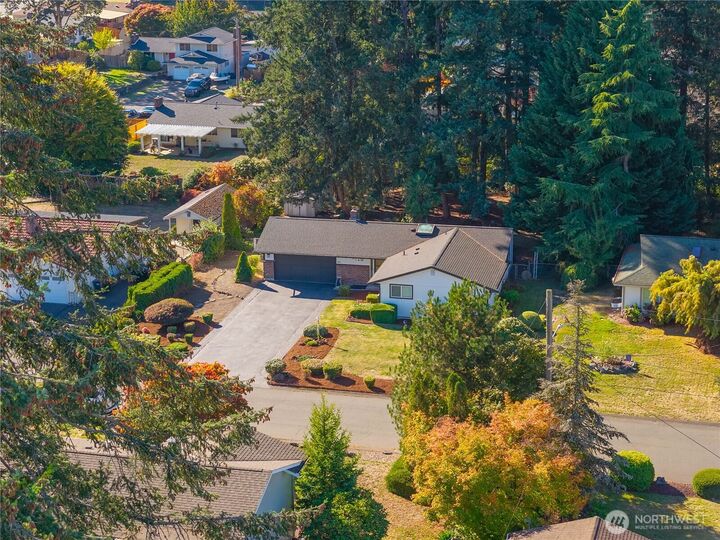 Property Photo: 15018 25th Avenue Ct E WA 98445