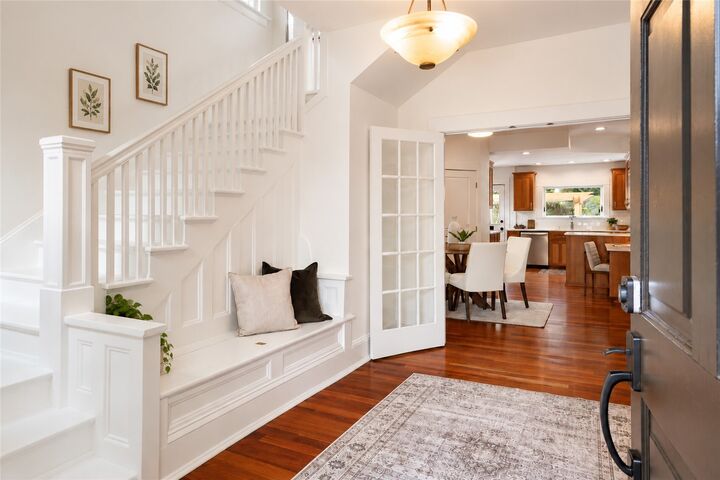 Property Photo:  7516  Sunnyside Avenue N  WA 98103 