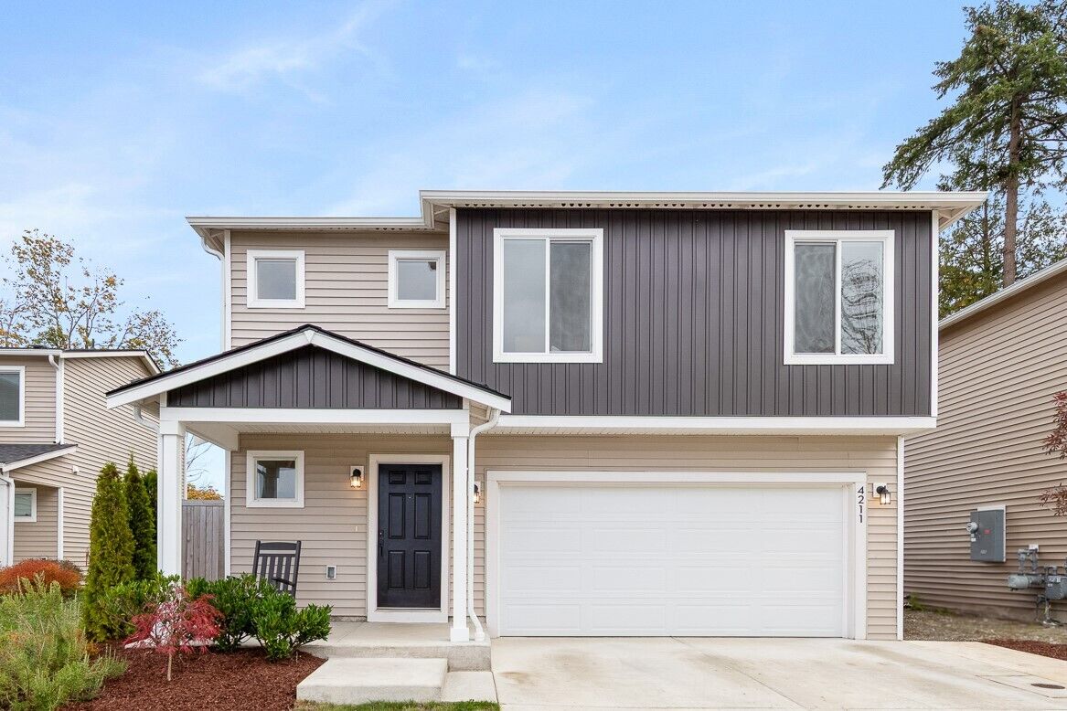 Property Photo:  4211  69th Avenue NE  WA 98270 