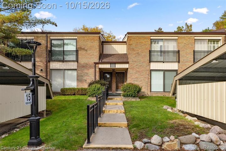Property Photo:  18326 University Park Drive  MI 48152 