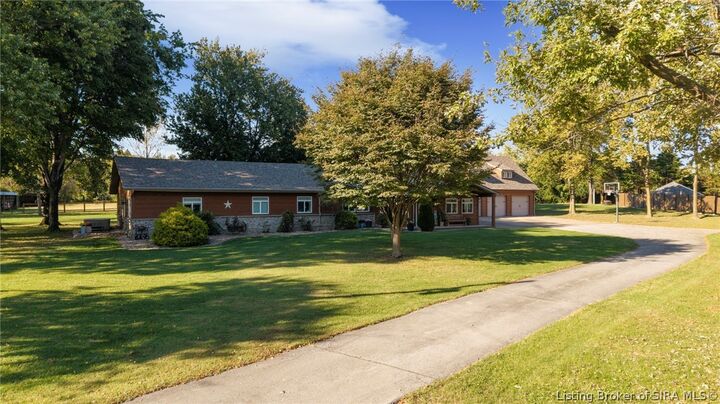Property Photo:  1318 Utica Sellersburg Road  IN 47130 
