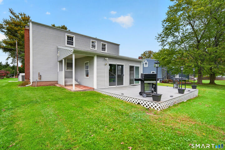 Property Photo:  63 Bayberry Road  CT 06111 