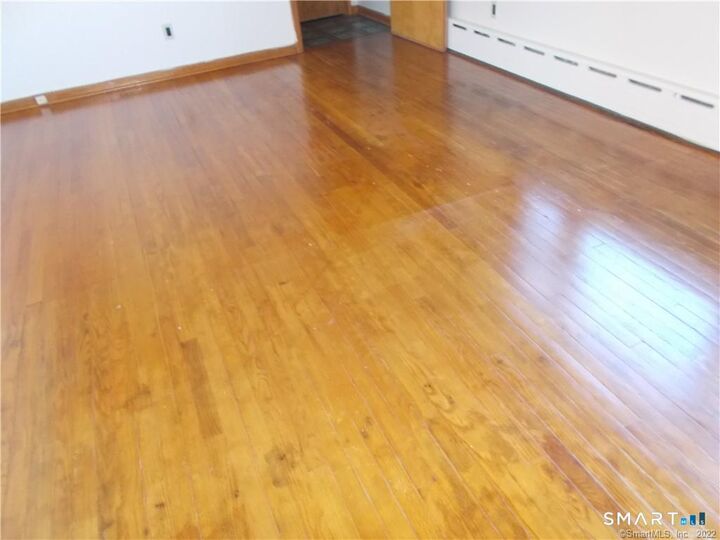 Property Photo:  48 Price Street  CT 06610 