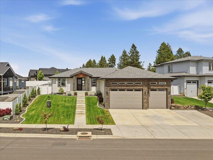 Property Photo: 4210 W Pine Cliff Dr WA 99208