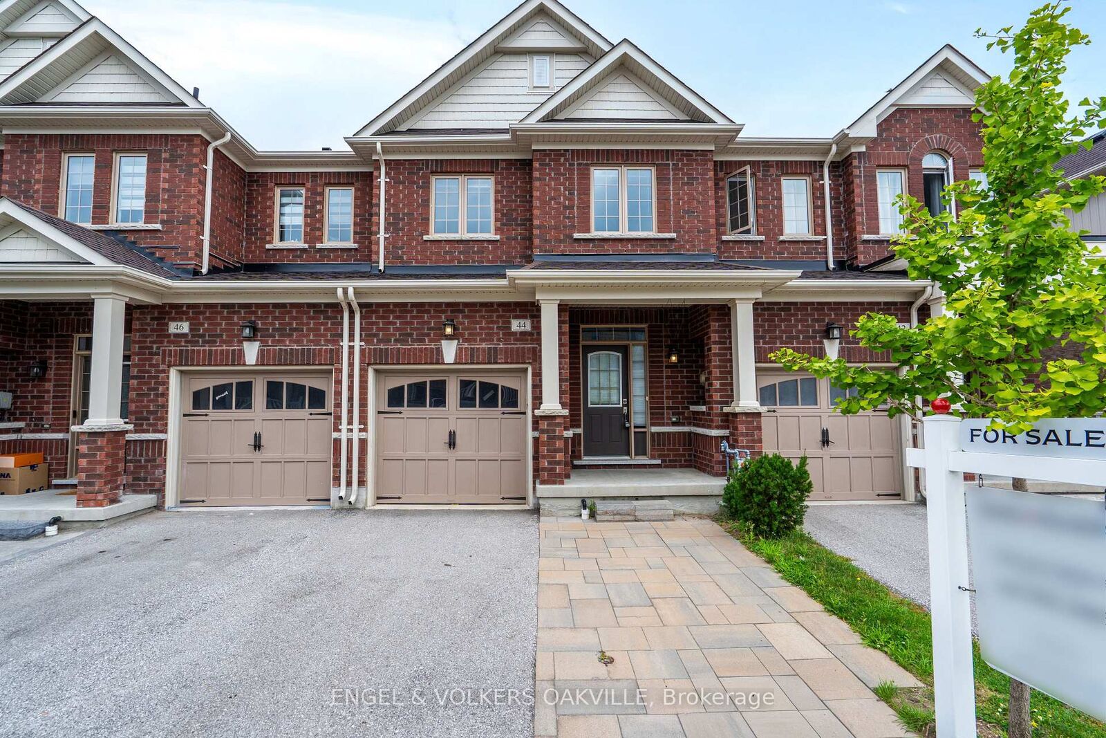 Property Photo:  44 Clifford Crescent  ON L0G 1W0 