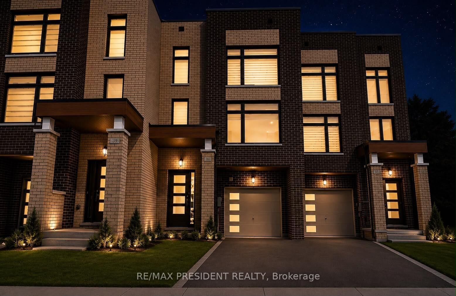 Property Photo:  41 Queenpost Drive  ON L6Y 0B7 