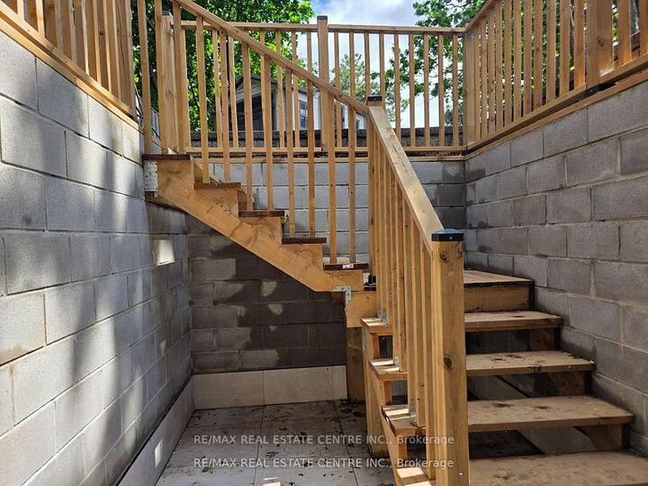 Property Photo:  2644 Kinnerton Crescent Basement  ON L5K 2B2 