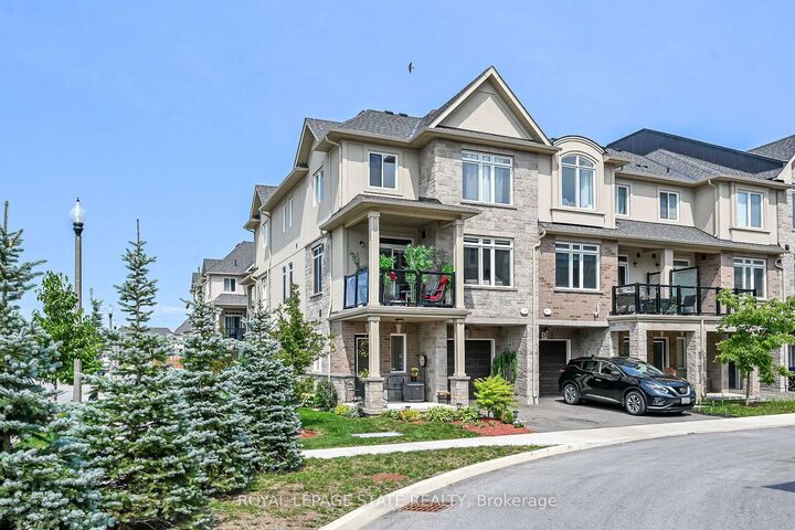 Property Photo:  40 Zinfandel Drive 35  ON L8E 0L1 