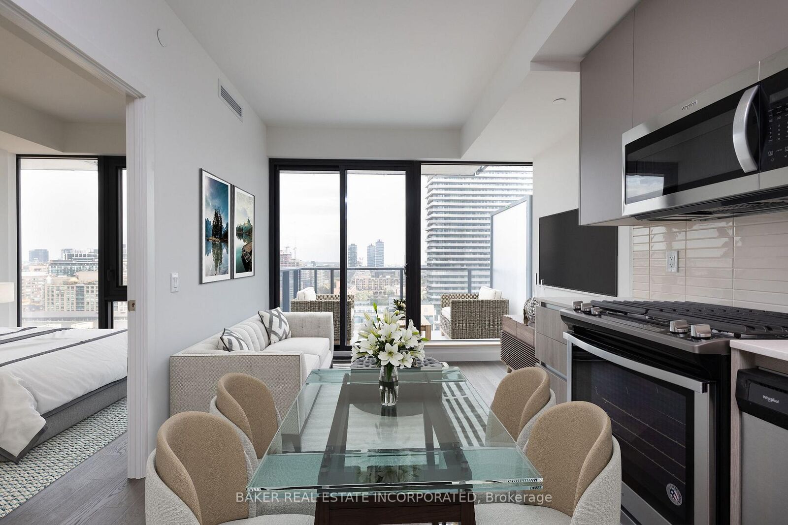 Property Photo:  2A Church Street 1601  ON M5E 0E1 
