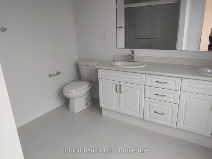 Property Photo:  26 Milt Schmidt Street  ON N2R 0T2 