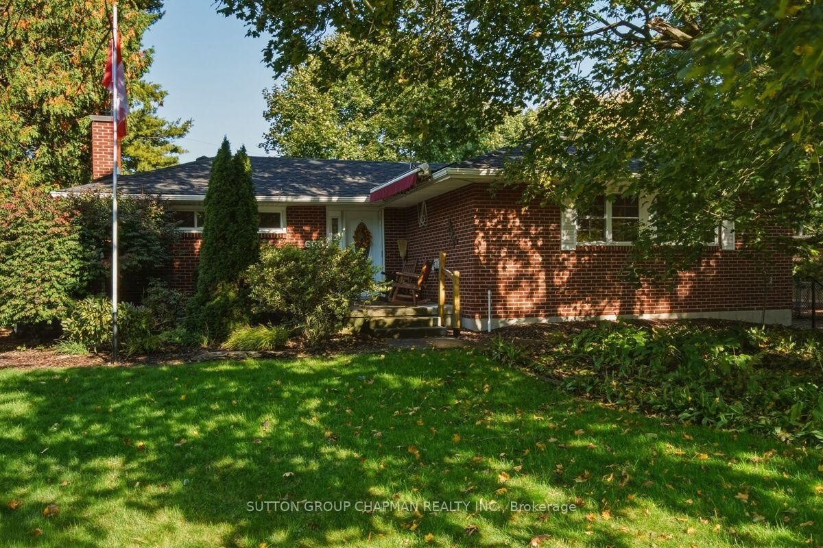Property Photo: 605 Kingsway Avenue ON N6H 3A2