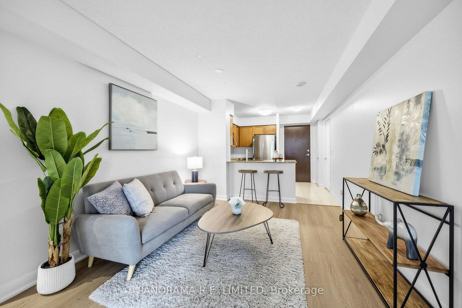 Property Photo:  215 Sherway Gardens Road 2006  ON M9C 0A4 