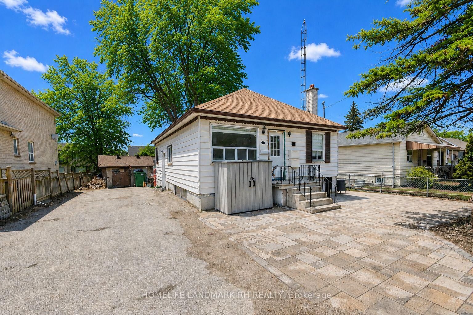 Property Photo:  46 Glen Cameron Road A  ON L3T 1P6 
