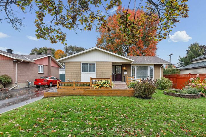 Property Photo:  703 Trojan Avenue  ON K1K 2P1 