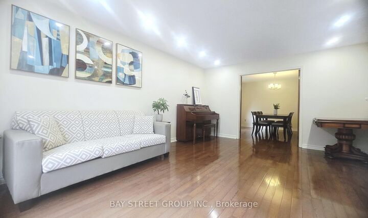 Property Photo:  24 Beasley Drive  ON L4C 7Z2 