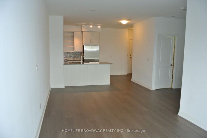 Property Photo:  65 Oneida Crescent 1011  ON L4B 0G9 