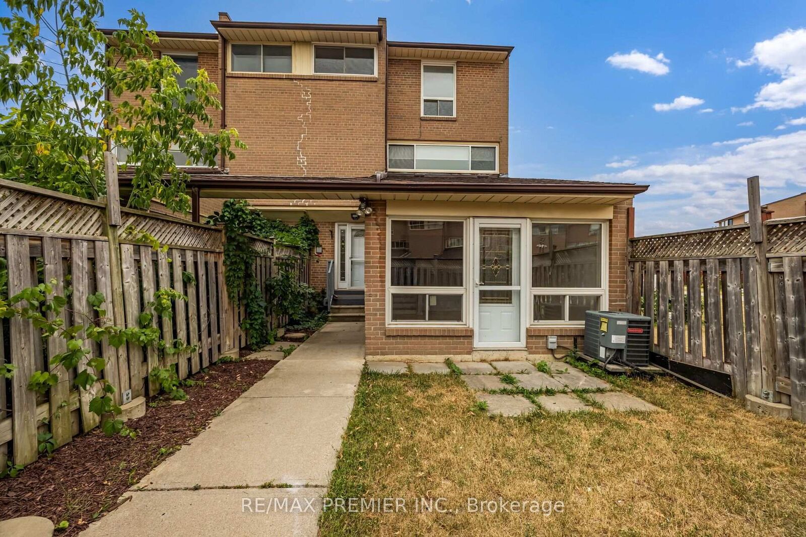 Property Photo:  248 John Garland Boulevard 82  ON M9V 1N8 