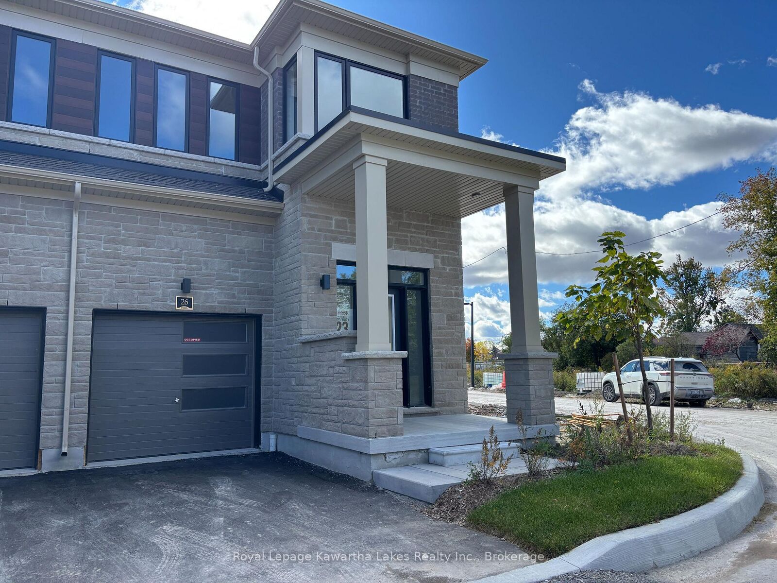 Property Photo:  26 Ingle Way  ON K9V 0T5 