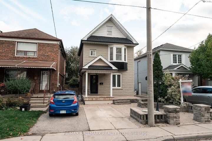 Property Photo: 9 Savoy Avenue ON M4C 2X4