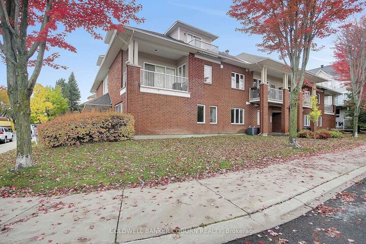 Property Photo:  10 Daybreak Street F  ON K2G 6T9 
