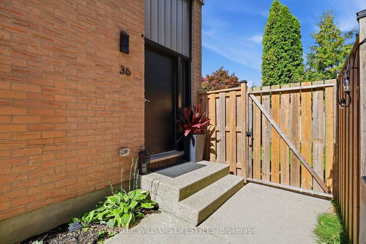 Property Photo: 105 Andover Drive 36 ON N6J 4B1