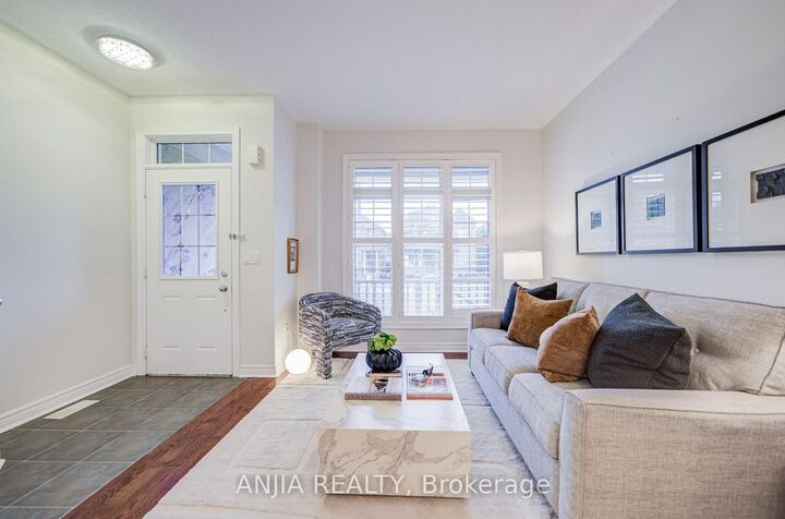 Property Photo:  2406 Bur Oak Avenue  ON L6E 1K7 