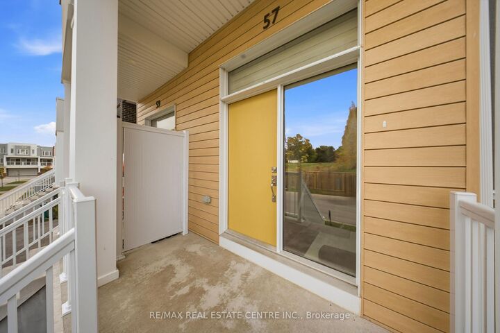 Property Photo:  57 Progress Crescent  ON N2R 0K1 