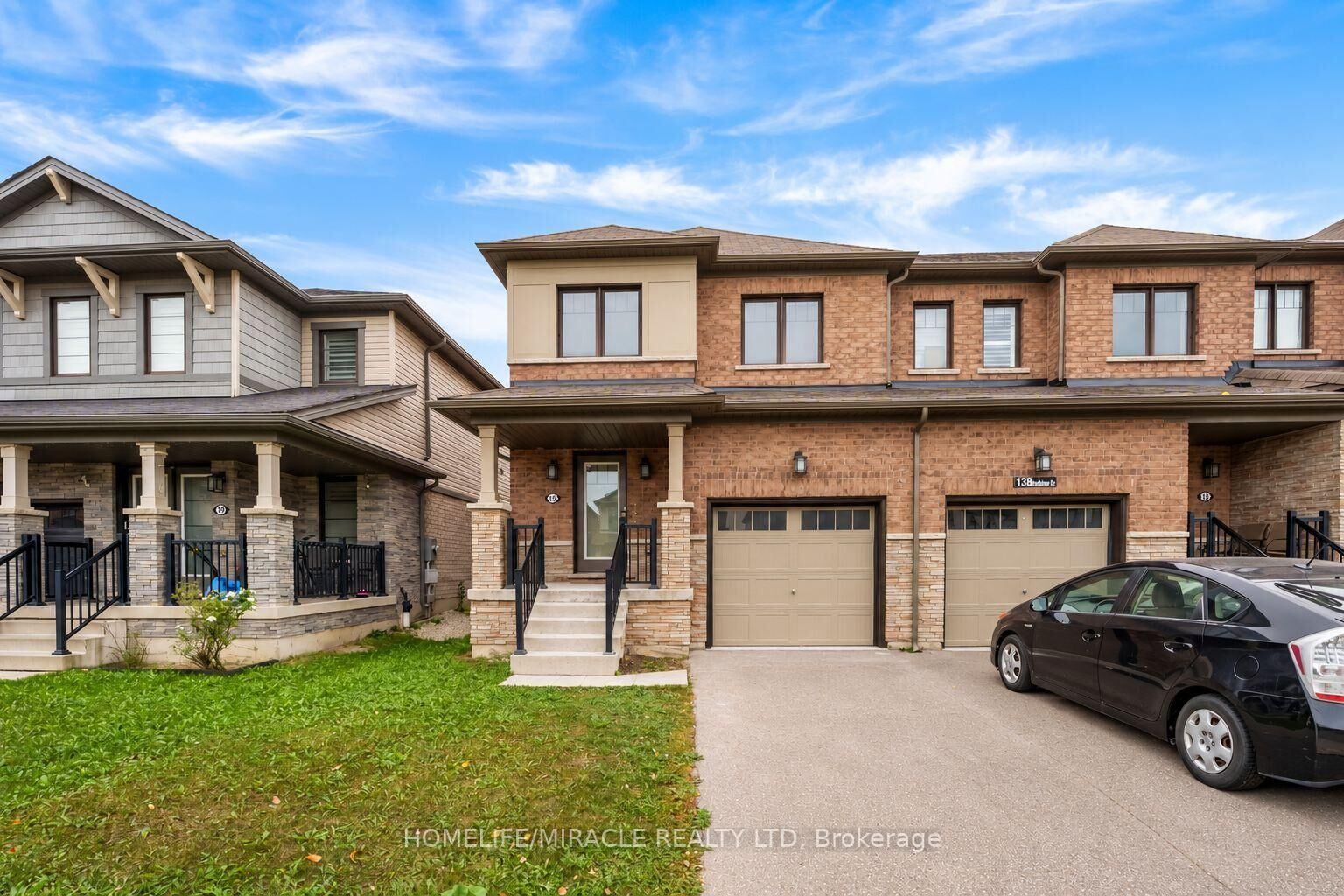 Property Photo:  15 Bradshaw Drive  ON L8J 0K7 