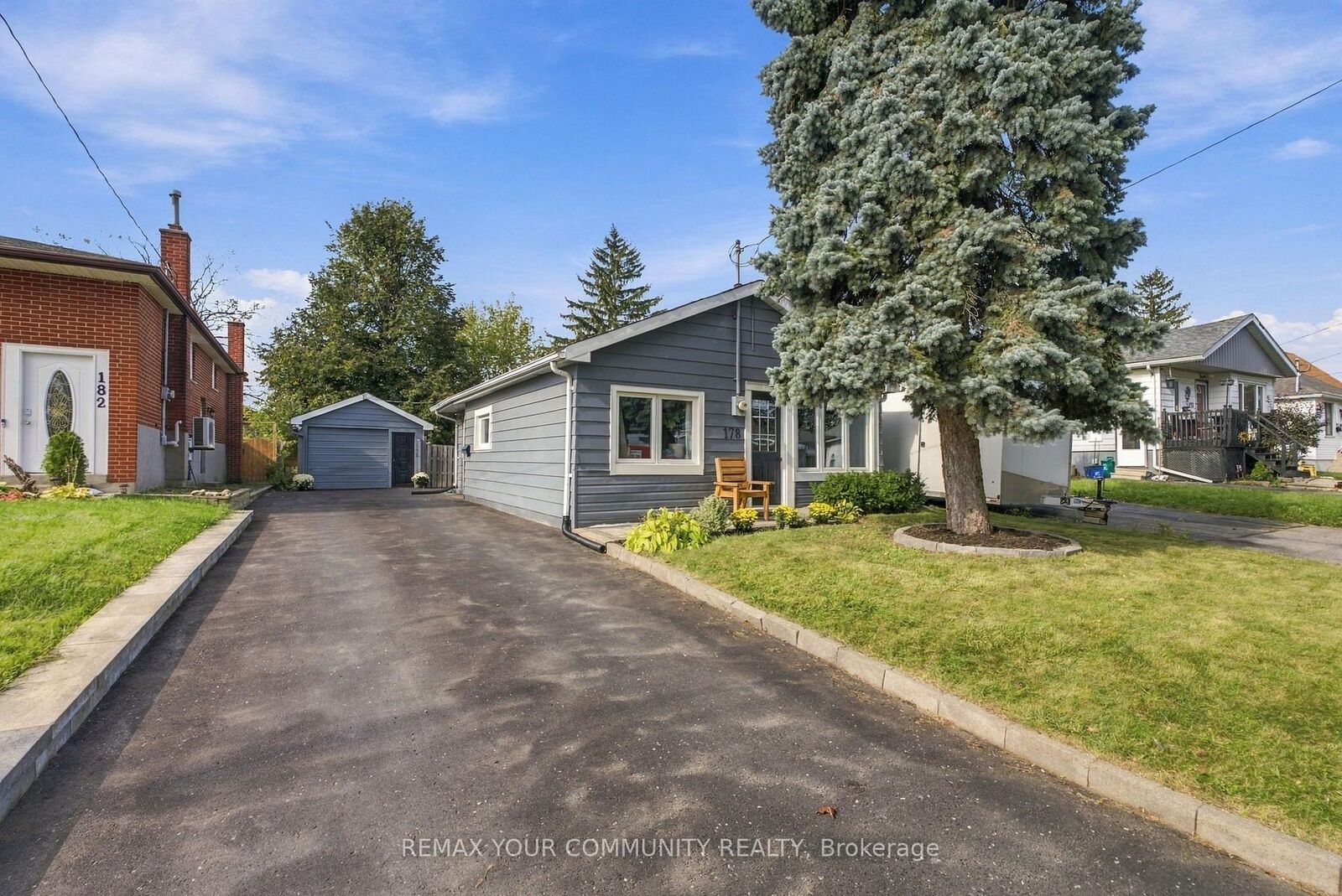 Property Photo:  178 Windsor Street  ON L1H 6G3 