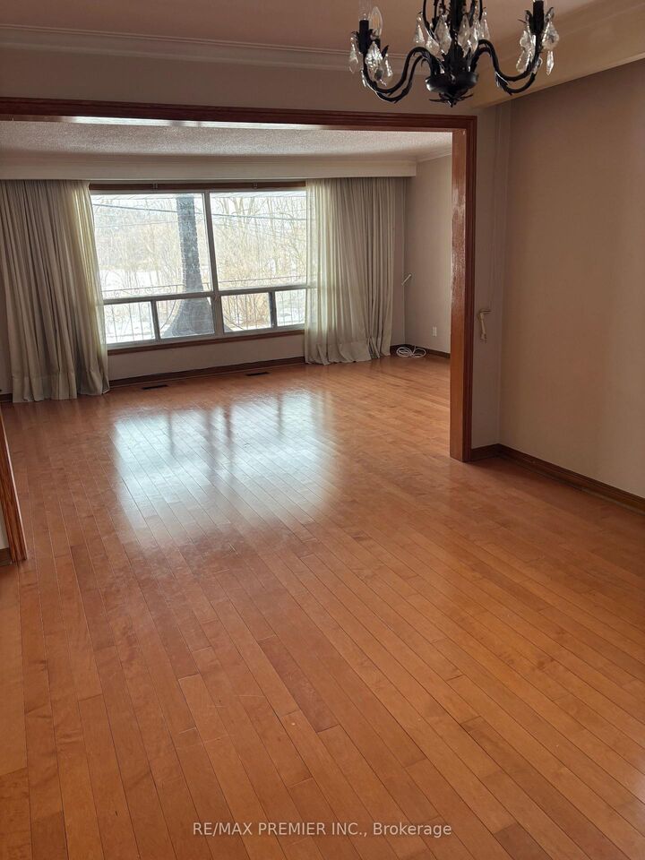Property Photo:  37 Irwin Road S Main Floor  ON M9W 2P6 