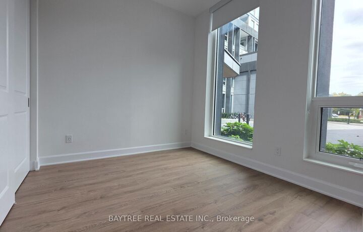 Property Photo:  3240 William Coltson Avenue 101  ON L6H 8C8 