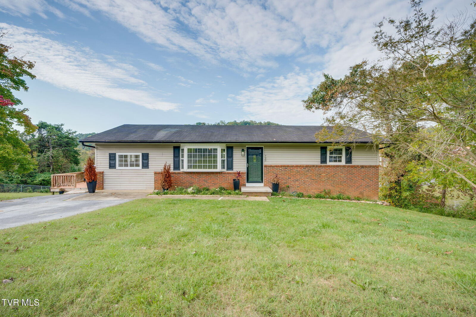 Property Photo: 720 Norris Avenue TN 37665