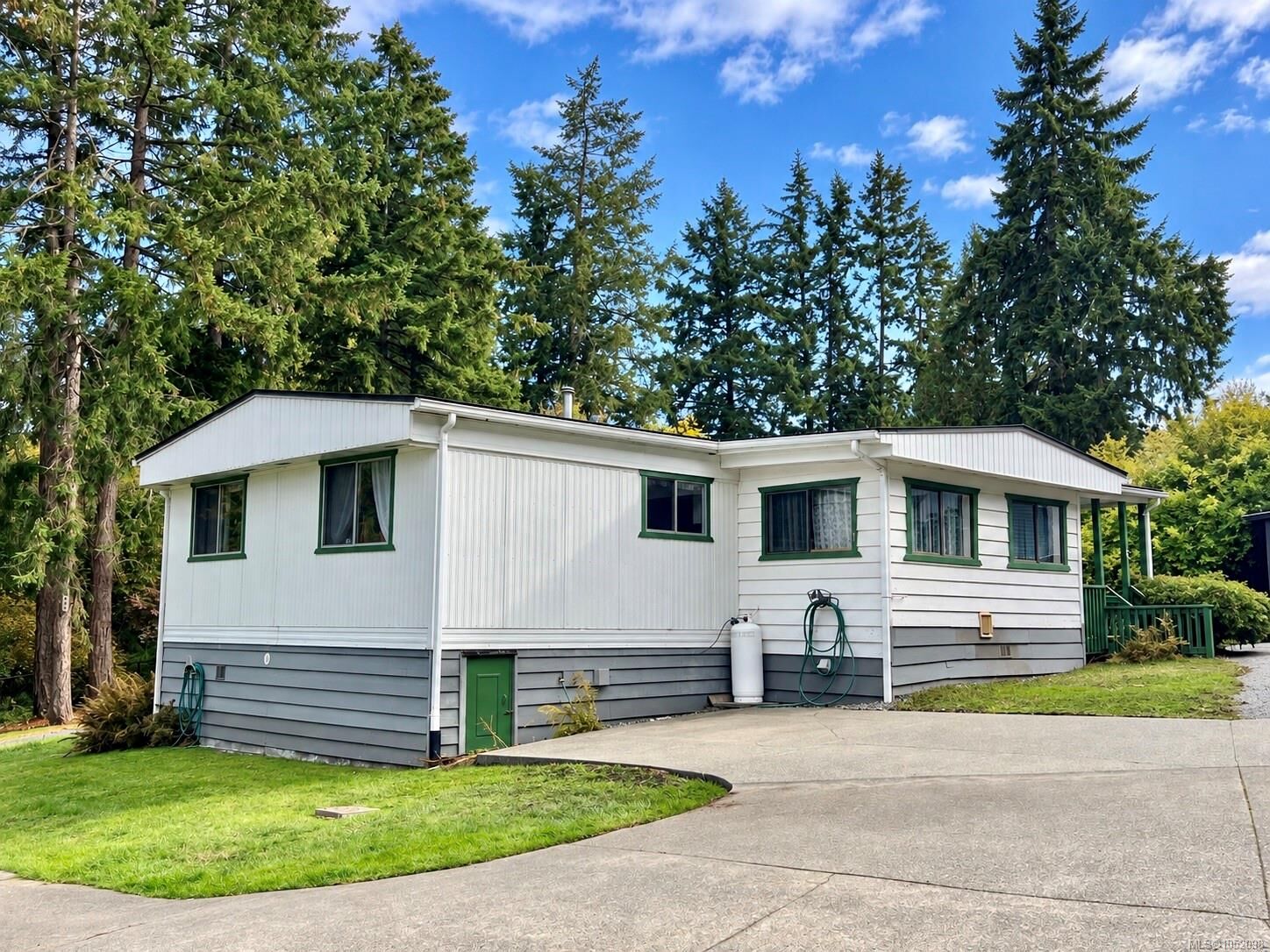 Property Photo:  4544 Lanes Rd #6  BC V0R 1N2 