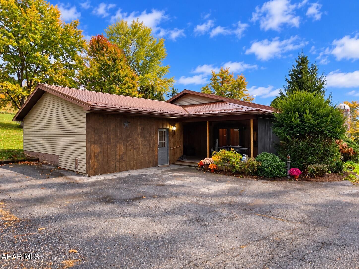 Property Photo:  256 Loganbell Lane  PA 16601 