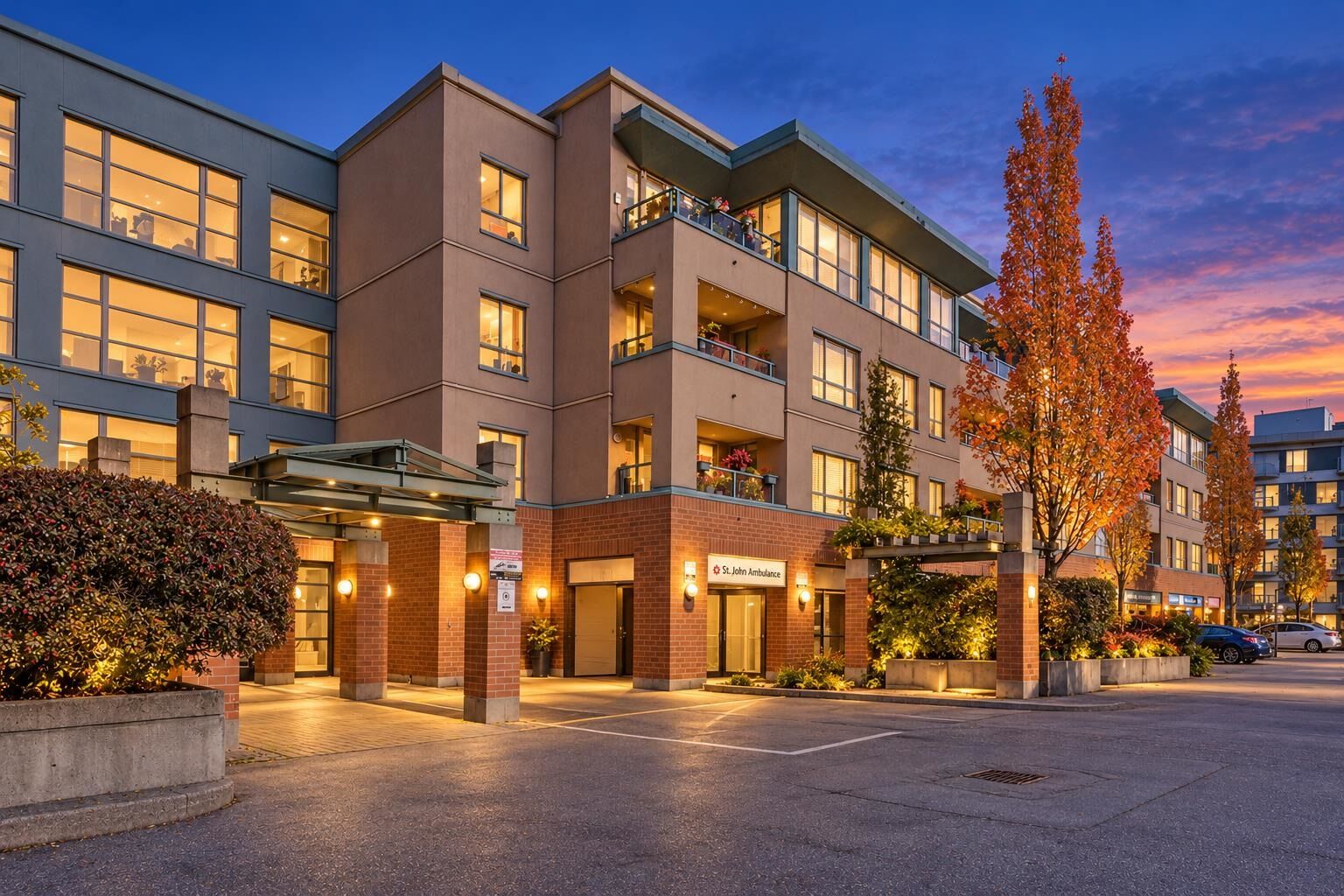Property Photo:  223 Mountain Highway Ph12  BC V7J 3V3 