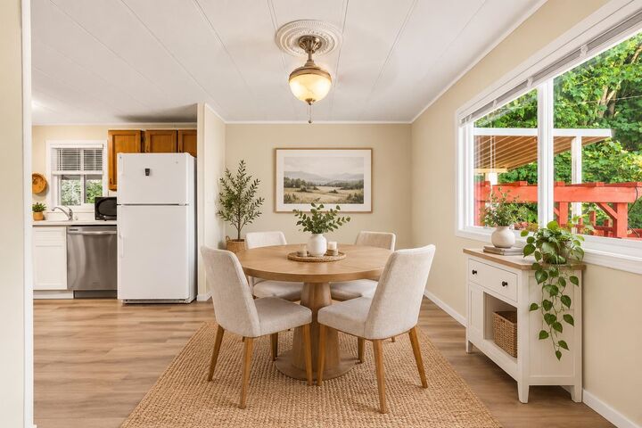 Property Photo:  6280 King George Boulevard 3  BC V3X 1E9 