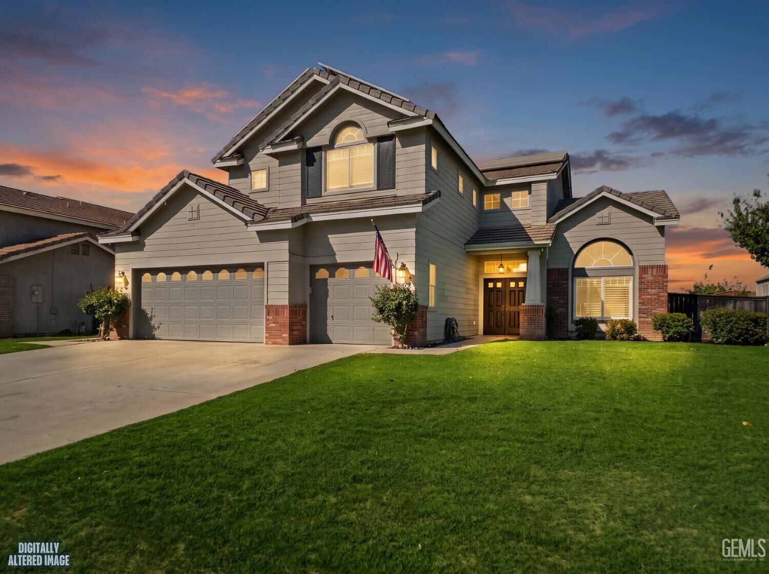 Property Photo:  9922 Balvanera Avenue  CA 93312 