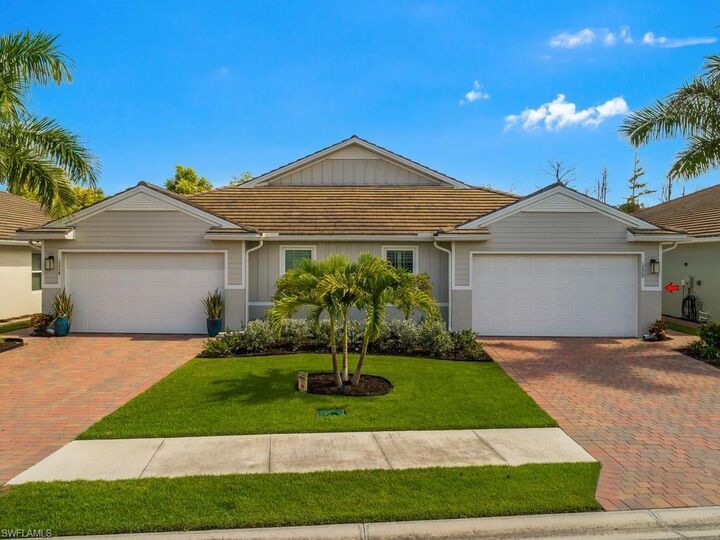 Property Photo: 1220 Enbrook Loop FL 34114