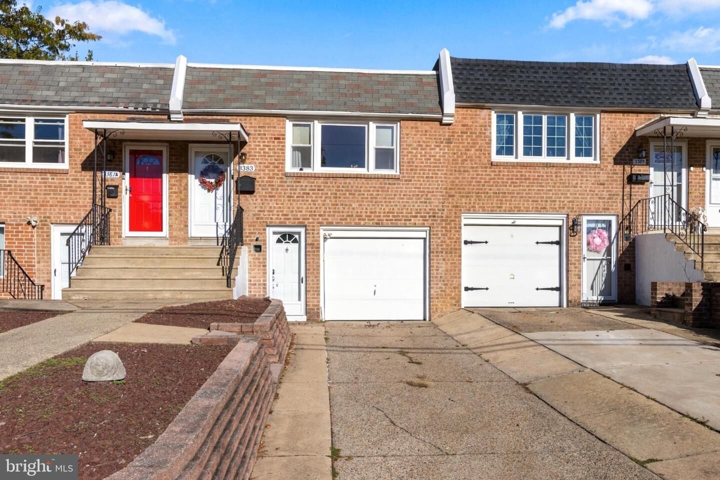 Property Photo: 3383 S Keswick Road PA 19114