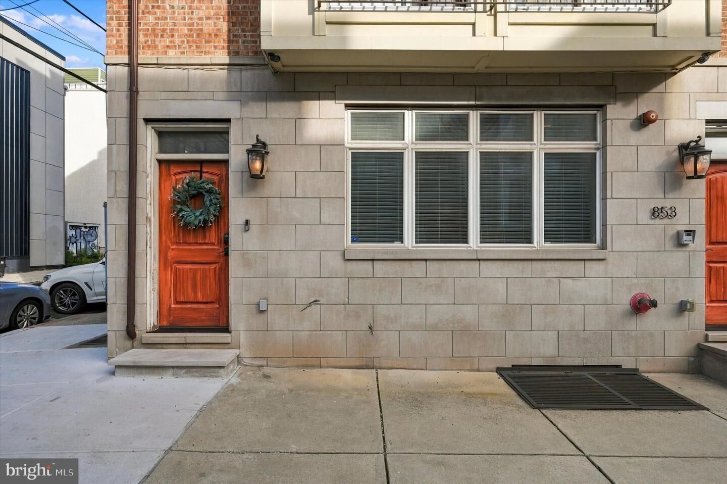 Property Photo:  853 N 15th Street 1  PA 19130 