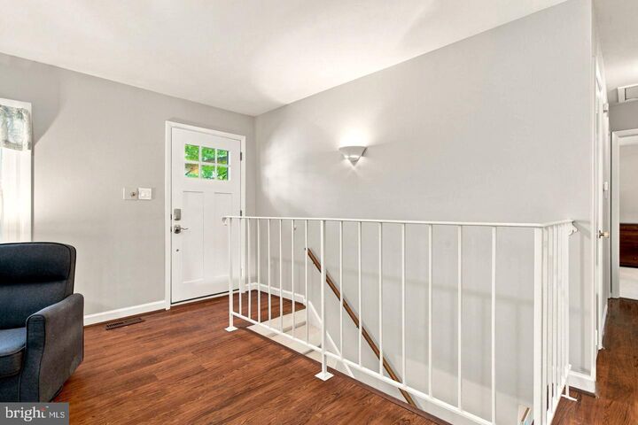 Property Photo:  5256 Medwick Court  VA 22193 