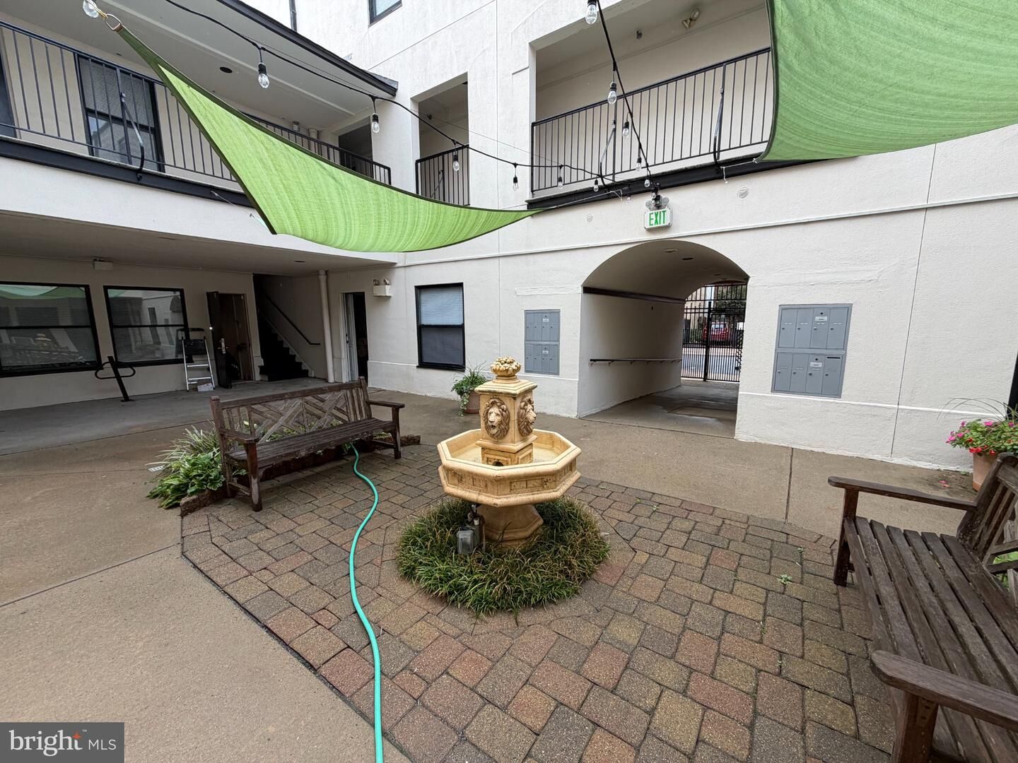 Property Photo: 1109 Green Street 2 PA 19123