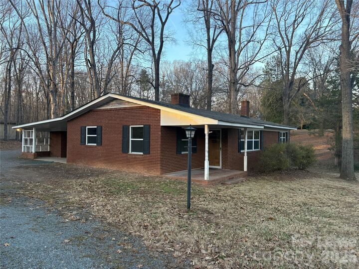 Property Photo:  2514 Lancaster Highway  NC 28112 