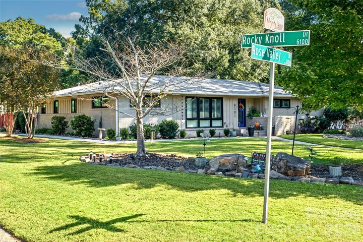 Property Photo:  6101 Rose Valley Drive  NC 28210 
