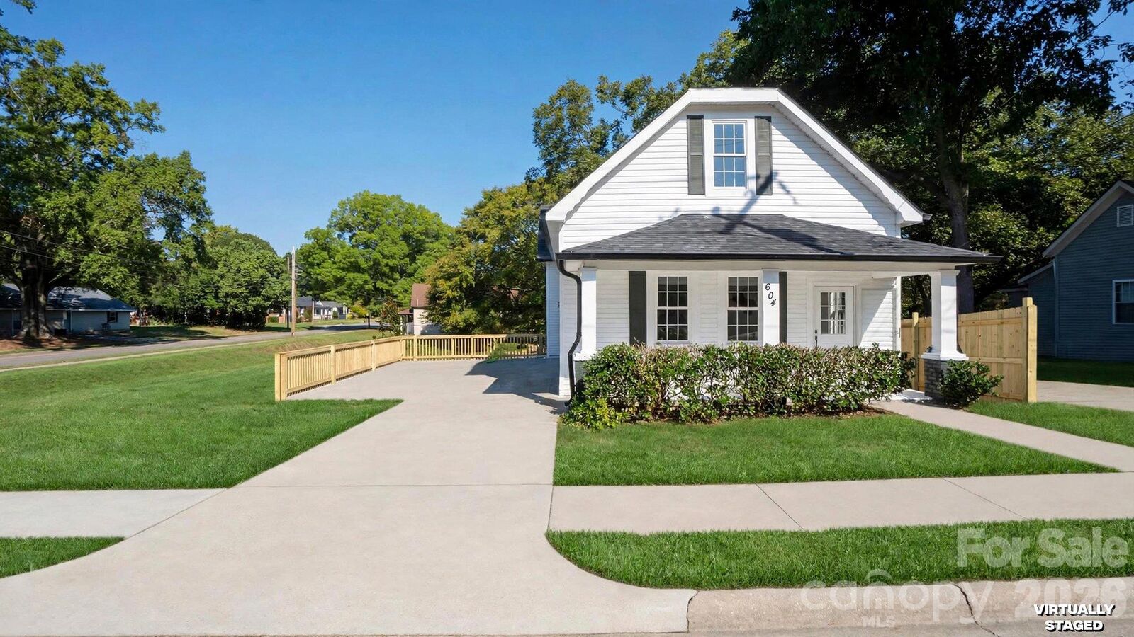 Property Photo: 604 Oak Street NC 28115