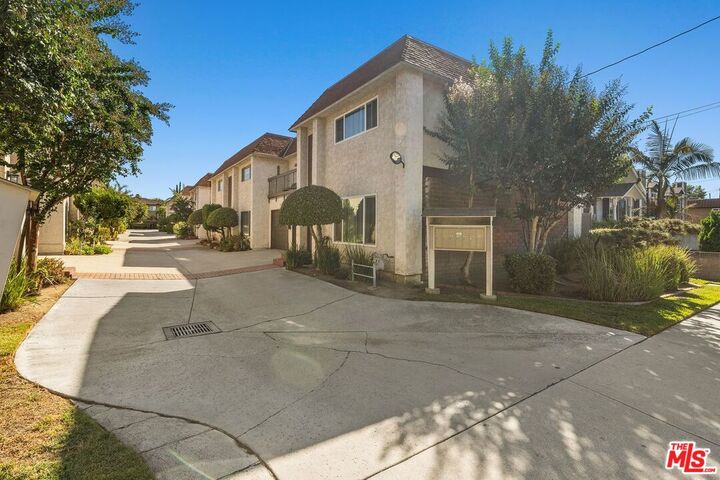 Property Photo:  1230 S Mayflower Ave, Unit D  CA 91016 