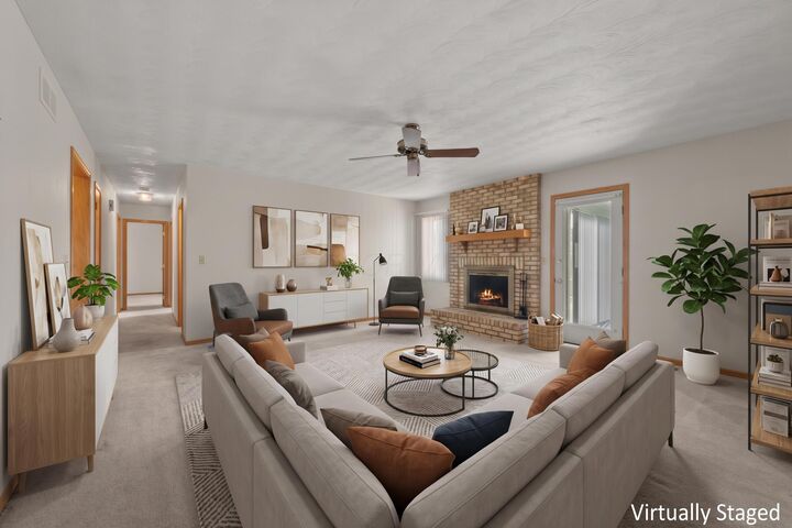Property Photo:  1545 Ojibwas Court  OH 43123 